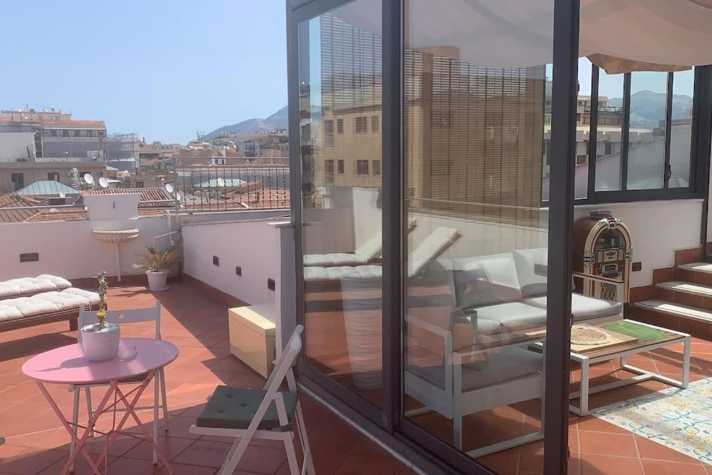 Rocca Politeama Attico Prestigioso Ed Eccitante. Appartement Palermo Buitenkant foto