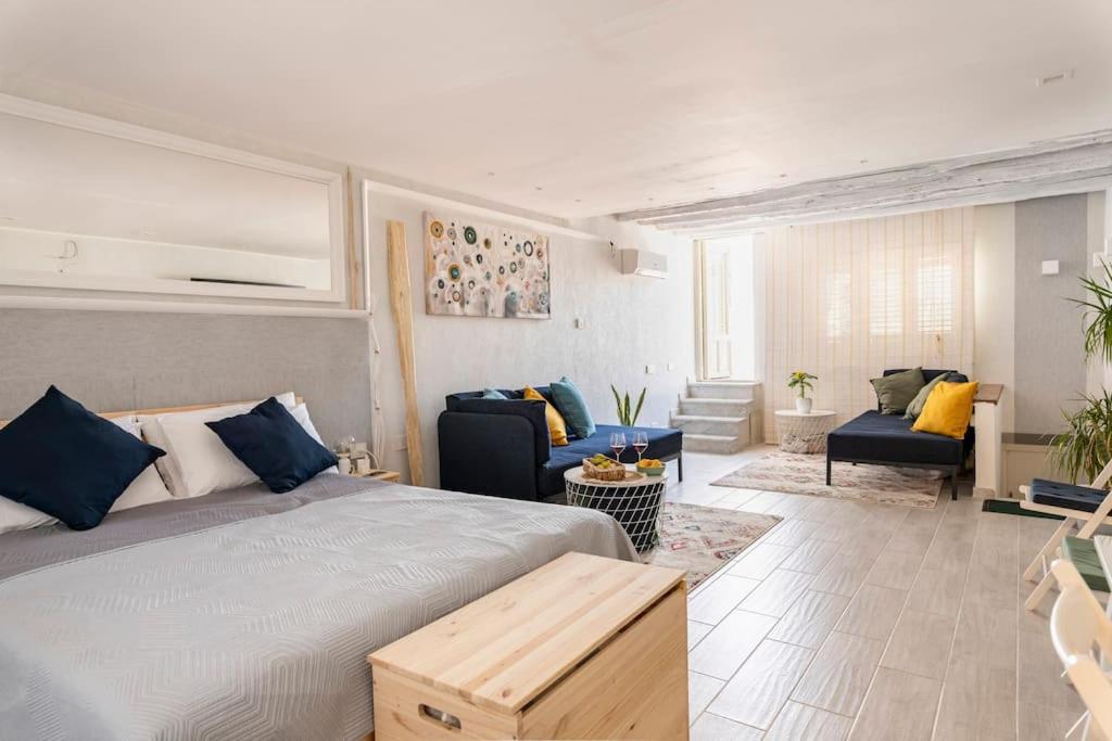 Rocca Politeama Attico Prestigioso Ed Eccitante. Appartement Palermo Buitenkant foto