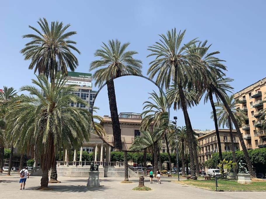 Rocca Politeama Attico Prestigioso Ed Eccitante. Appartement Palermo Buitenkant foto